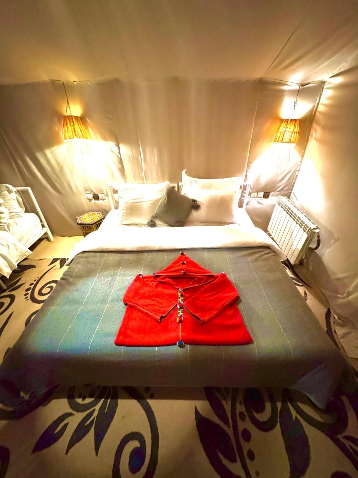 Sahara Vibes Luxury Camp Villa Merzouga Dış mekan fotoğraf